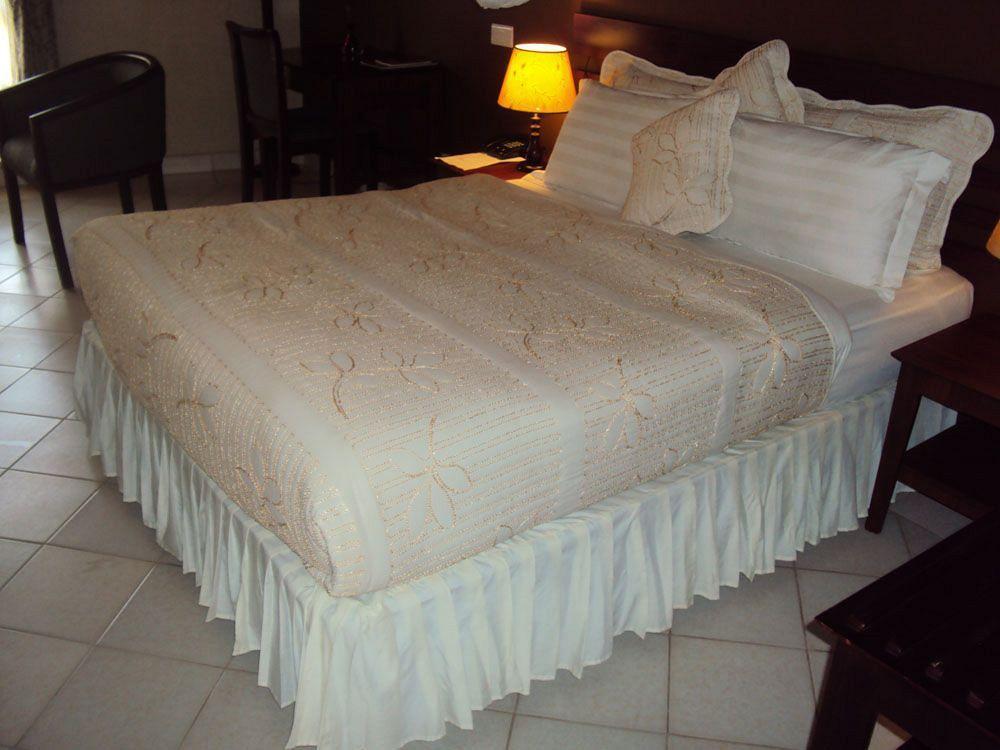 Silver Springs Hotel Kampala Eksteriør bilde
