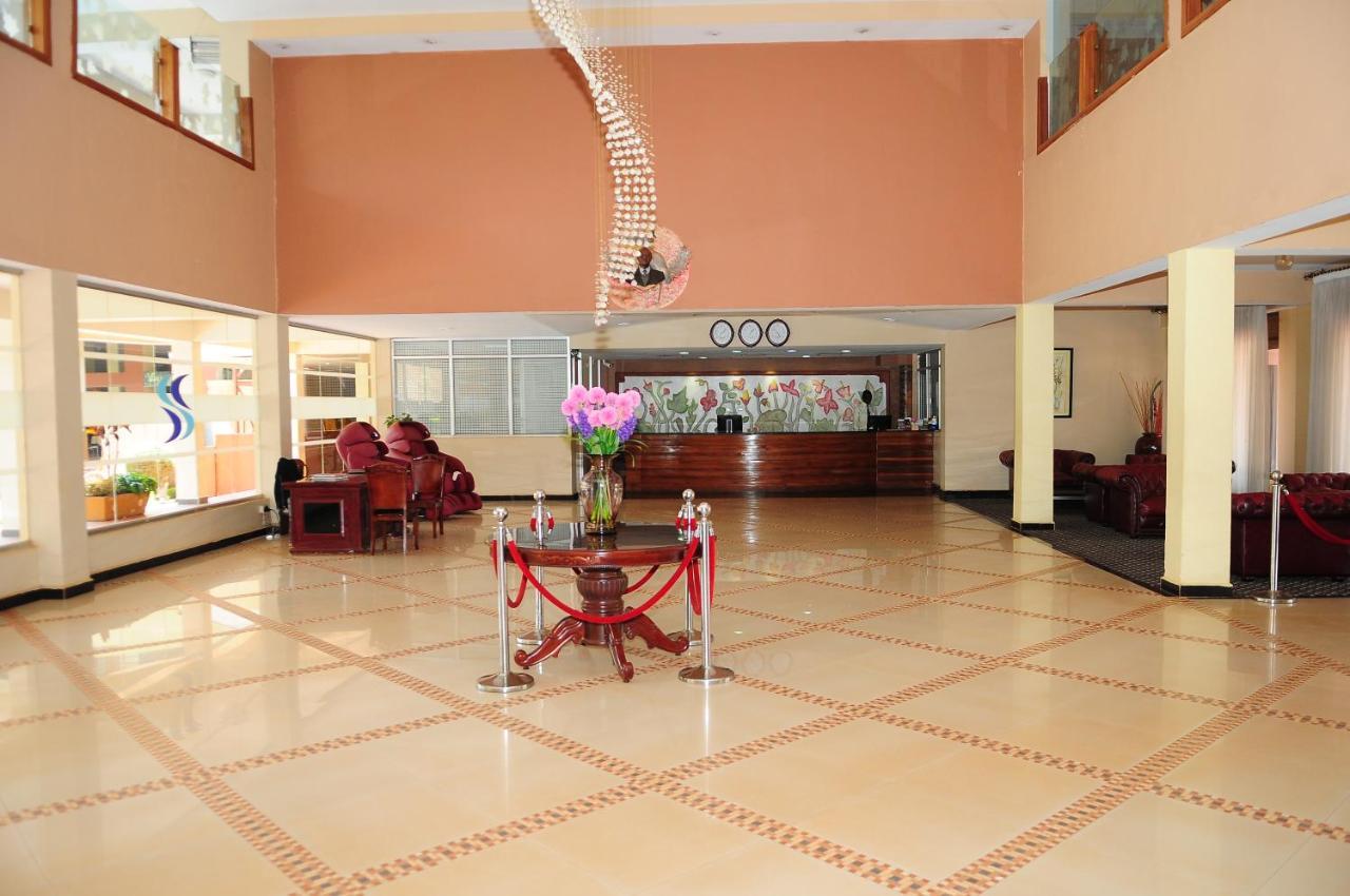 Silver Springs Hotel Kampala Eksteriør bilde